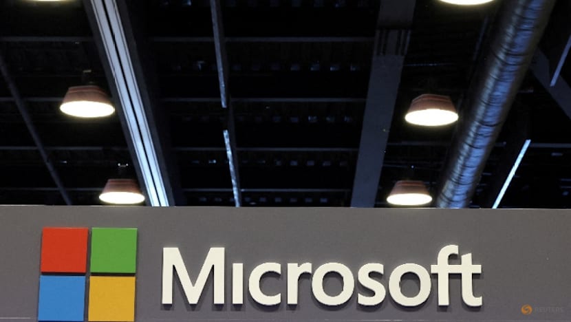Ackman's Pershing Square takes Microsoft stake, exits Google parent Alphabet