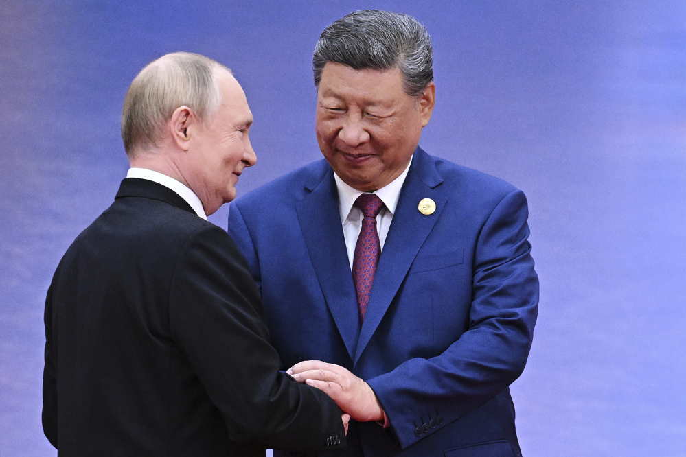 Russian President Putin to visit China days after Trump's trip